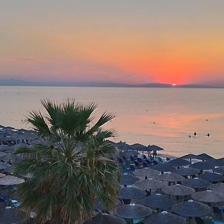 Beach Apartment Paralia * Paralía