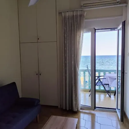Apartment Beach Apartment Paralia *