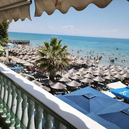 Beach Apartment Paralia アパート