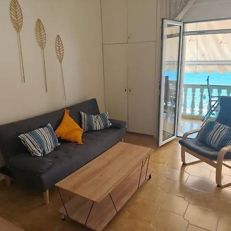 Apartment Beach Apartment Paralia