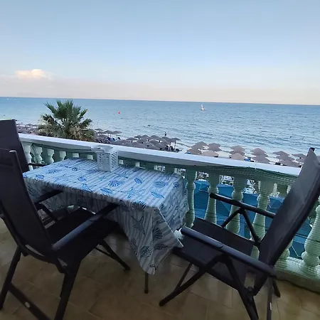 Apartment Beach Apartment Paralia *